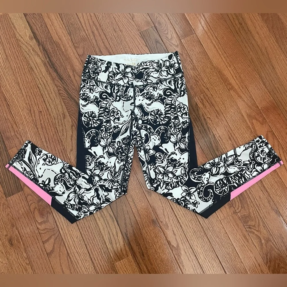 Lilly Pulitzer Luxletic Leggins - Picture 4 of 7